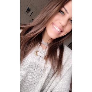 Meet your Posher, Maria